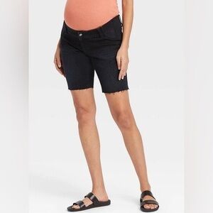 NWT ISABEL MATERNITY BERMUDA SHORTS IN BLACK